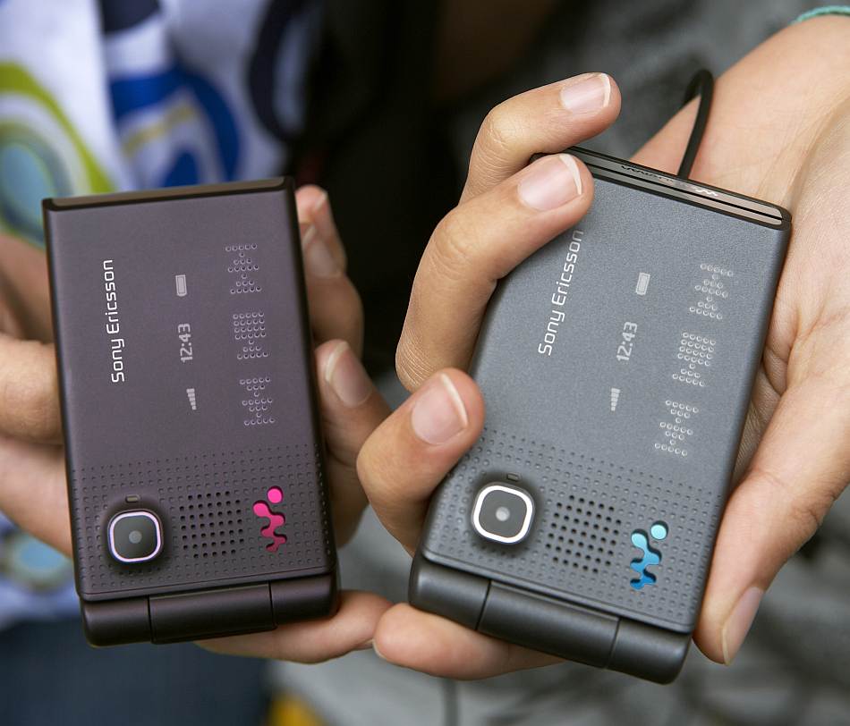Телефон 1 1 обзор. Sony Ericsson w380. Sony Ericsson Walkman w380i. Sony Ericsson Walkman w900. Sony Ericsson w380 Grey.