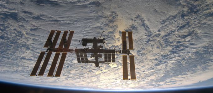 Megtisztítaná az ûrt Japán