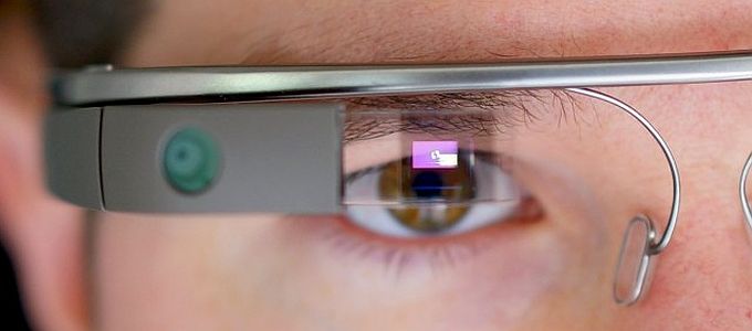 Nem mond le okosszemüvegérõl a Google