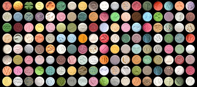 Hogyan váltja ki az ecstasy az eufóriát?