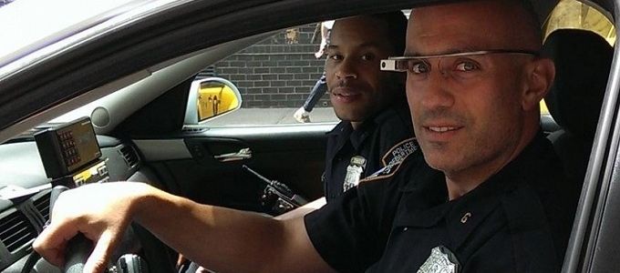 A Google szemüvegét teszteli a New York-i rendõrség