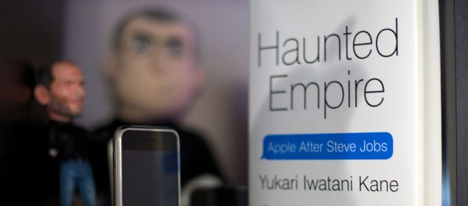 Az új Apple-könyvet bírálta Tim Cook