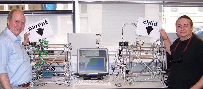 Még évtizedre vagyunk a replikátoroktól