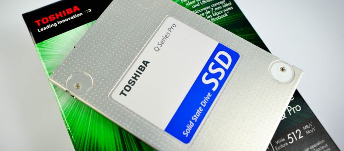 A várható árcsökkenés ellenére beszáll az SSD piacra az AMD