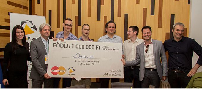 Az eOptika.hu lett idén az Év Internetes Kereskedõje