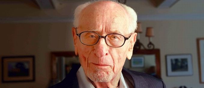 Elhunyt Eli Wallach