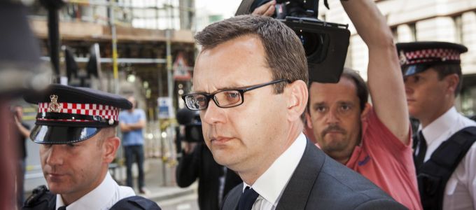 Másfél év börtön lett a brit telefonlehallgatási botrány vége