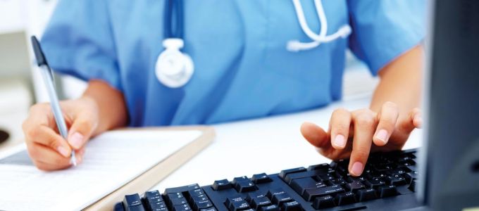 A távgyógyászati startupok átadják az adataikat a közösségi oldalaknak