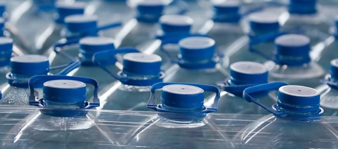 Veszélyesek a mûanyag palackok