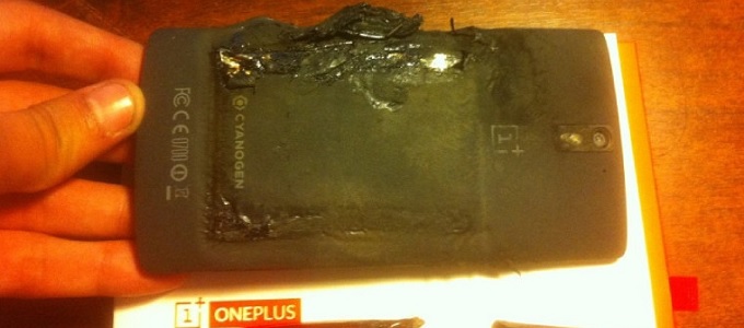 Kigyulladt egy OnePlus One okostelefon