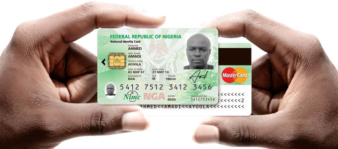 Digitális azonosítókártyát tesztel Nigéria