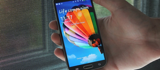 Leváltaná a TouchWiz felületet a Samsung