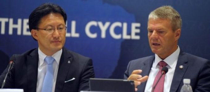 Világszerte száz kiváló programozó készít kártevõket