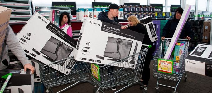 Az okostelefonok és a tévék is divatcikkek