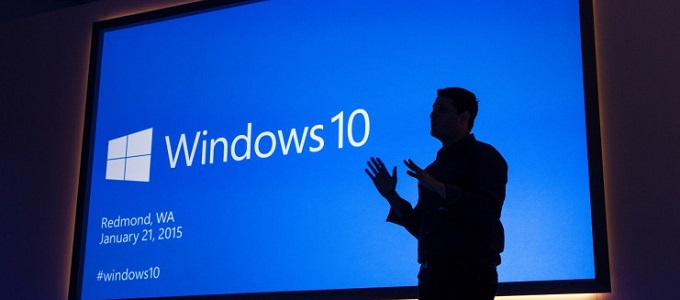 Egy évig ingyenes lesz a Windows 10