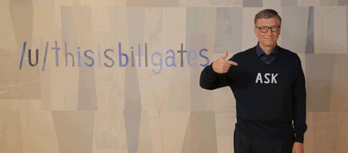 Személyi asszisztensen dolgozik Bill Gates