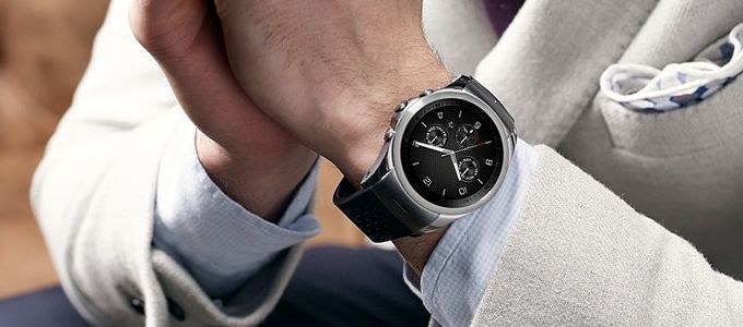 Apró fejlesztések segítik az okosórák elterjedését