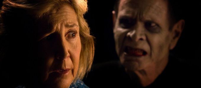 Tudjuk, melyik lesz az év legsikeresebb horrorja. Itt az elsõ elõzetese.