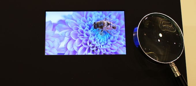 Új Sharp-kijelzõ mobil eszközökhöz