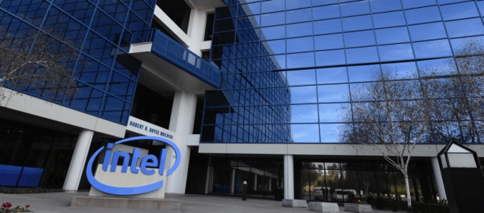 Az új technológiák felé fordul az Intel