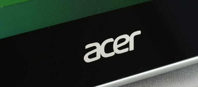 Szelfi-telefon lesz az Acer S59