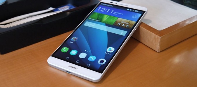 Itt a Huawei G8, jön a Mate 7 Plus