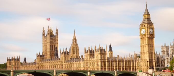 Két hete hat másodpercet siet a Big Ben órája