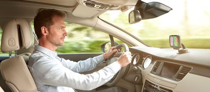 Csökkentené az autókban lévõ vezérlõegységek számát a Volkswagen