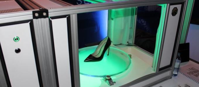 Amikor a pulóver okosabb a viselõjénél