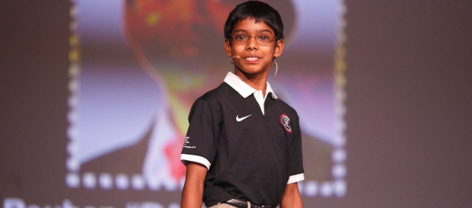 10 évesen tart elõadást az IT-biztonságról