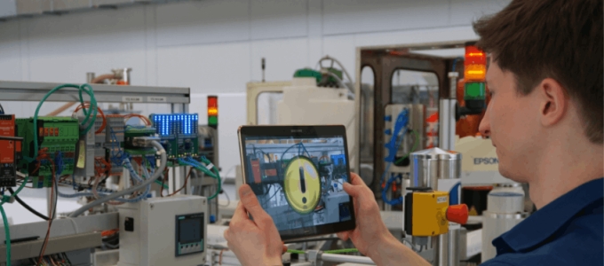 A jövõ gyára érteni fogja a beszédet