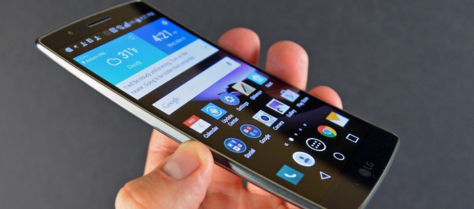 Jön az LG G Flex 3 és az LG X5