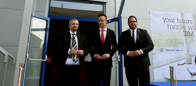 3,2 milliárd forintért bõvíti székesfehérvári központját az IBM