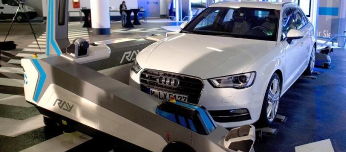 Düsseldorfban bevált a parkolási robot