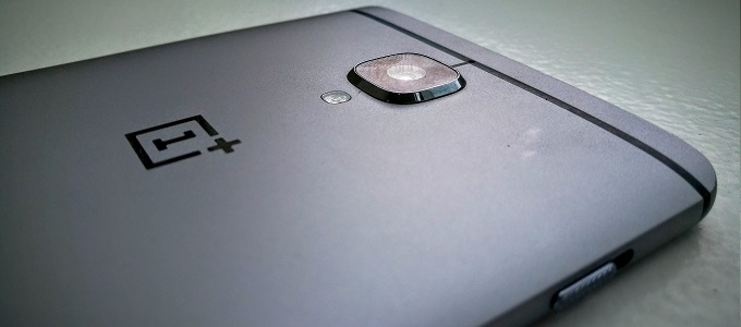 Egy hónapra leáll a OnePlus 3 értékesítése