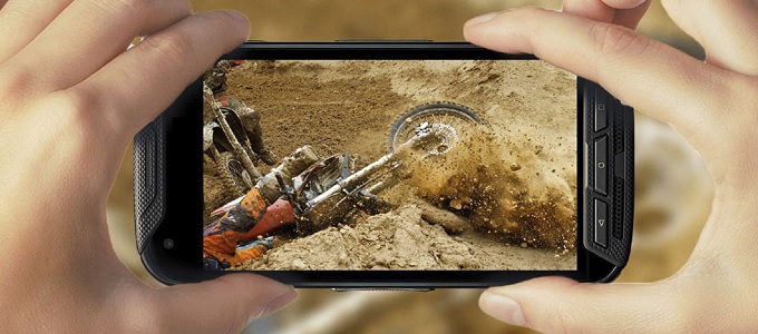 Akciókamera a Kyocera új telefonjában