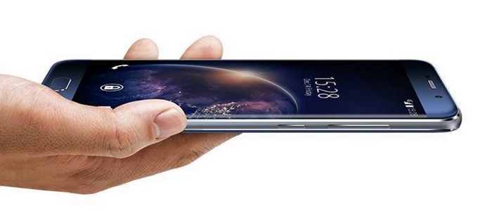 A Samsungot másolja az Elephone S7