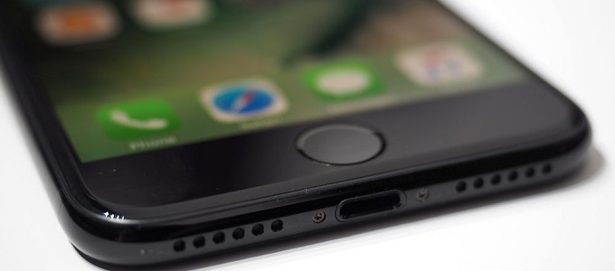 Sharp: OLED-re vált az Apple