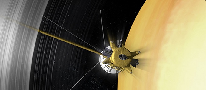 Indul a Szaturnusz gyûrûinek megfigyelése