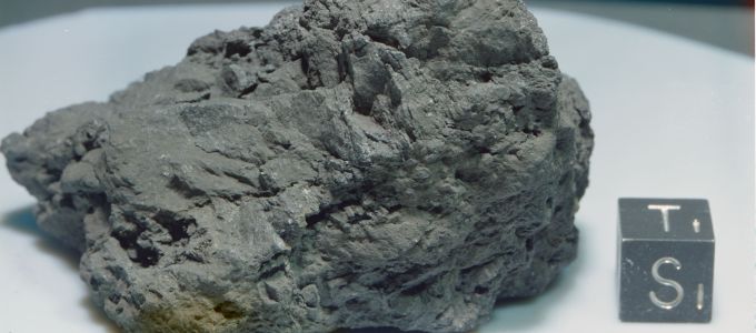 A Hold öregebb lehet az eddig véltnél