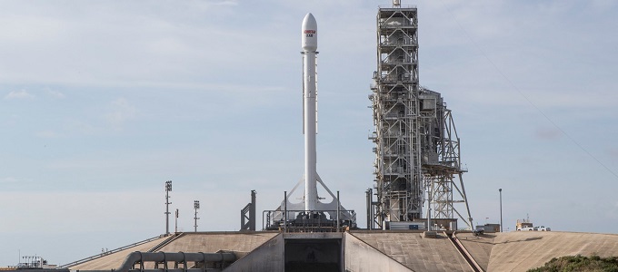 Katonai szerzõdéssel erõsít a SpaceX