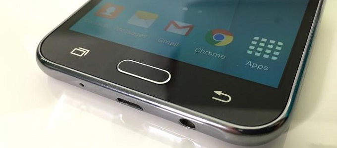 A középkategóriában jön az új Galaxy J5