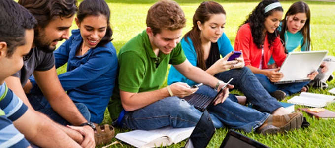 A Samsung maradt az okostelefonos rangsor élén