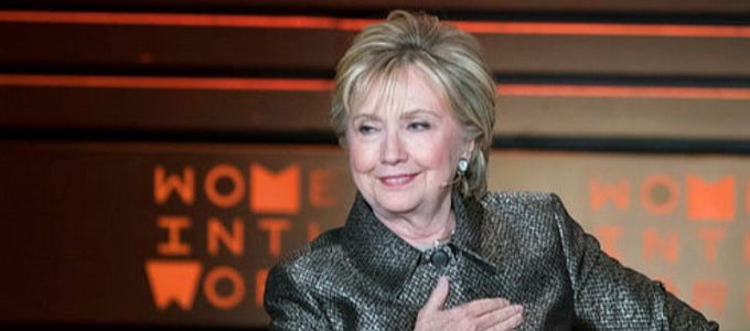 Hillary Clinton úgy véli, a Wikileaks és az email-ügy miatt veszített