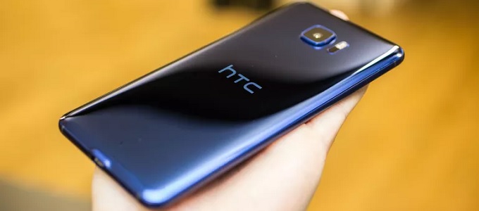 Maradt veszteséges a HTC