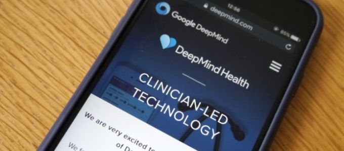 Kutathatja-e Google a betegadatokat?