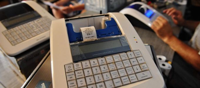 Vakoknak is tudniuk kellene használni az online pénztárgépeket