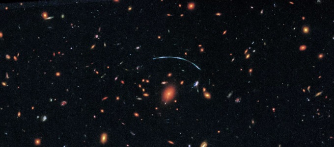 Õsrégi galaxist figyelt meg a Hubble