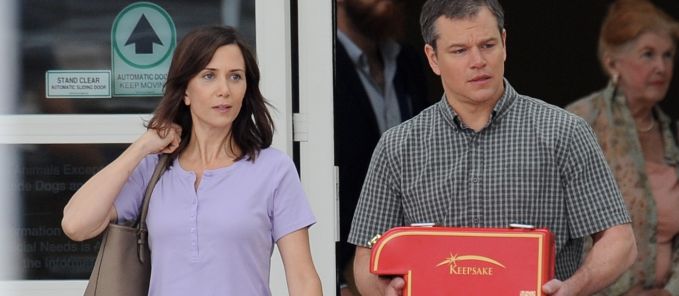 Matt Damont parányira kicsinyítik - itt a Downsizing címû komédia elõzetese