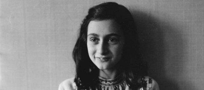 Újra Anne Frank árulója után kutatnak